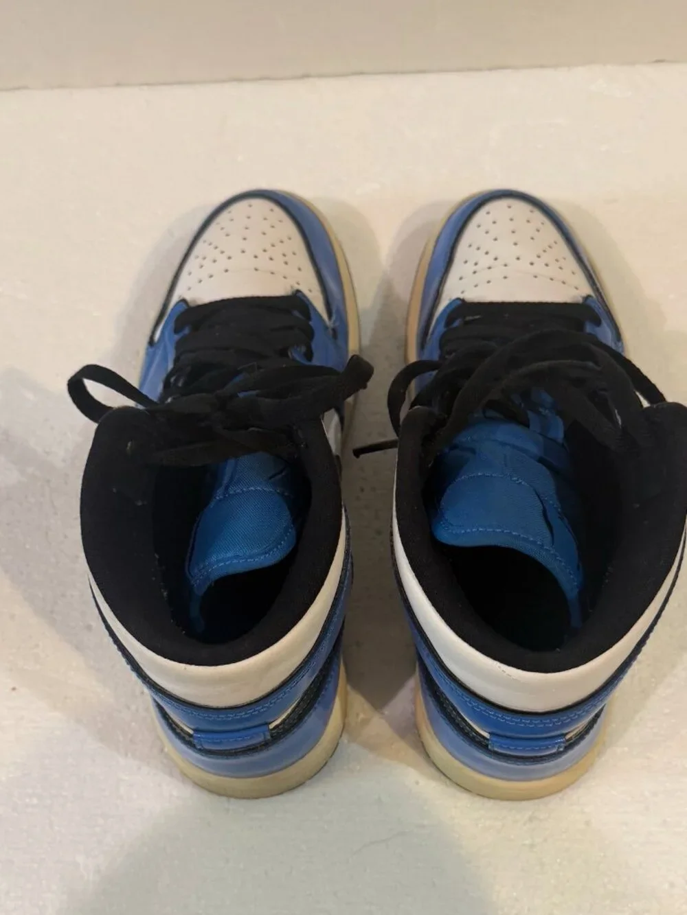 Nike Air Jordan 1 Mid SE 